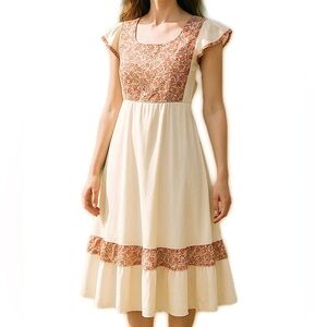 Vintage 70’s Peasant Dress Floral Cream w. Flutter Sleeves Prairie Western M